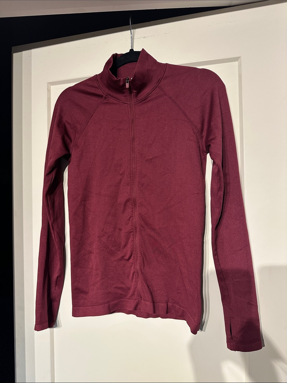 Fabletics Luciana ribbed seamless zip up in maroon size M